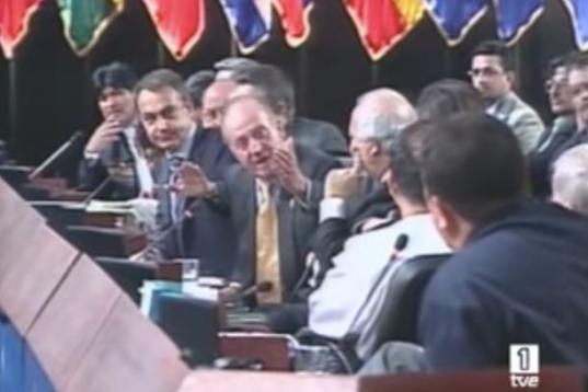 Uno de los momentos que más se recuerda de Juan Carlos I fue durante una conferencia con presidentes hispanoamericanos. El monarca le gritó a Hugo Chávez: "¿Por qué no te callas?". Ocurrió en 2007. ...