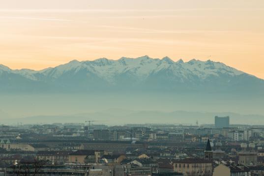 The heavy air pollution and smog, on January 4, 2019. View from the Monte dei Cappuccini on the capital of the Northern Italien region Piedmont Turin, on January 4, 2019. (Photo by Alexander Pohl/NurPhoto via Getty Images)
