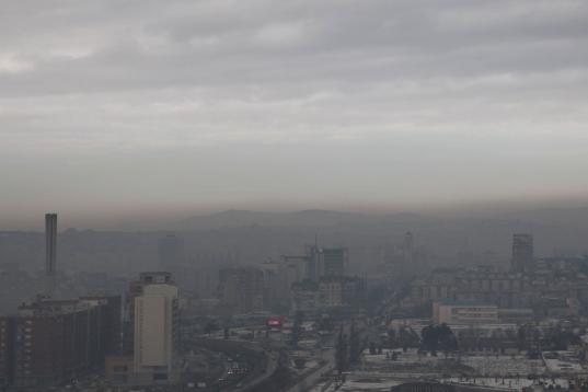 Capital Pristina is covered in smog caused by ailing power plants, Kosovo, February 2, 2017. Picture taken February 2, 2017. REUTERS/Hazir Reka