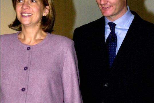 Cristina y su esposo en la exposición de Picasso "París Barcelona", en 2002.