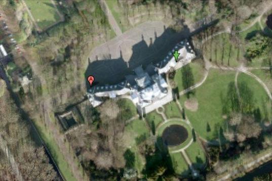 El palacio de la familia real holandesa, totalmente pixelado.