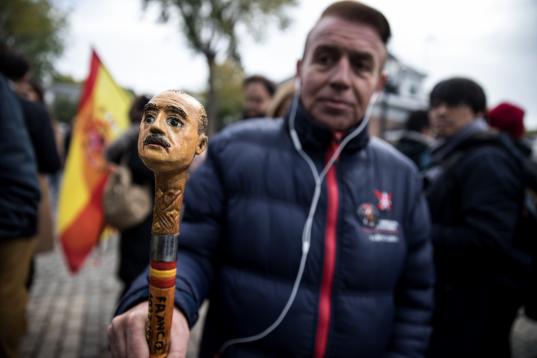 El busto de Franco, en el mango de un bastón.