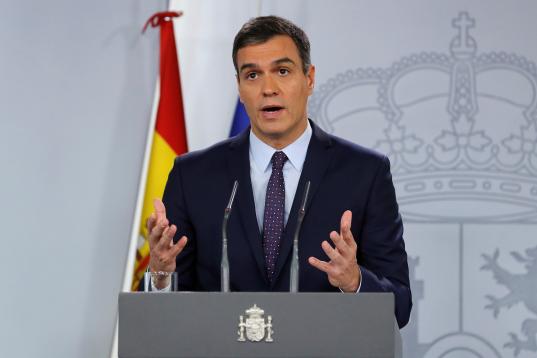 El presidente del Gobierno en funciones, Pedro Sánchez, ha comparecido en La Moncloa para garantizar el cumplimiento y recordad que puede aplicar el 155