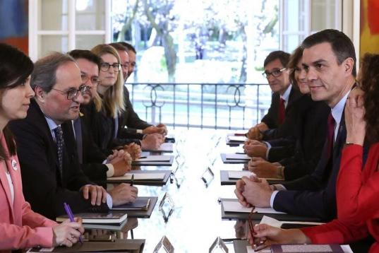 La primera reunión de la Mesa de Diálogo entre Gobierno central y Generalitat.