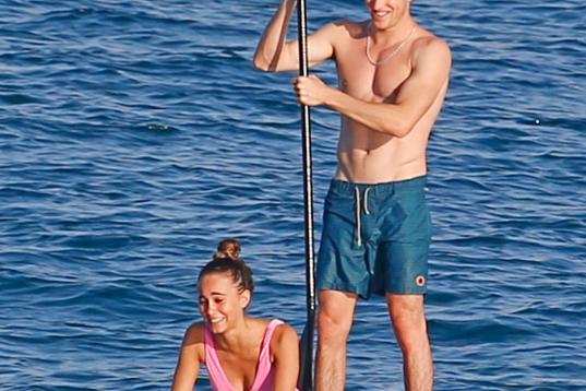 Aitana y Miguel Bernardeau, de vacaciones en Ibiza