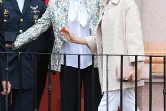 La reina Letizia con la primera dama mexicana, Angélica Rivera.