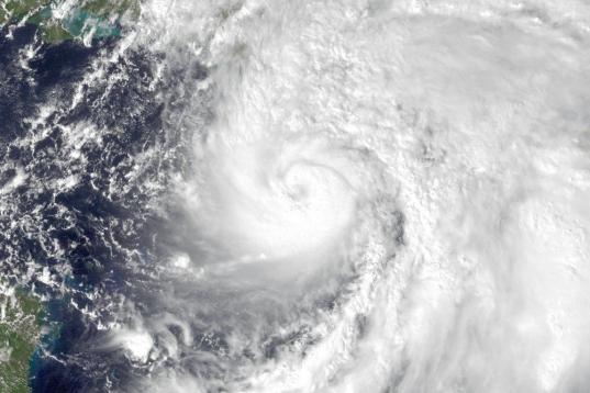 Los científicos creen que en el futuro habrá más huracanes como Sandy y con mayor frecuencia por la elevación del nivel del mar y el calentamiento en las zonas tropicales de donde nacen. 