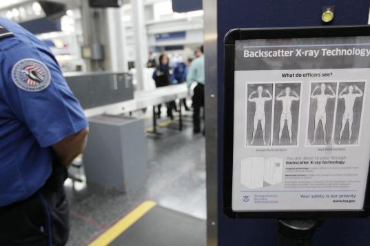 Imagen del 2010, en el O'Hare International Airport en Chicago muestra lo que los empleados pueden ver en su pantalla.
