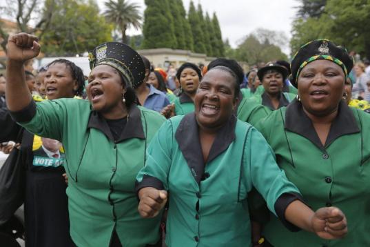 Mujeres cantando en Johanesburgo.