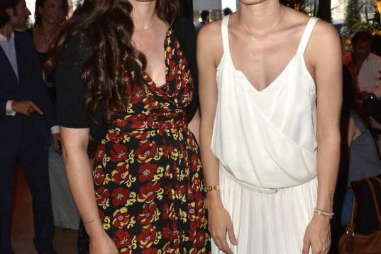 Tatiana Santodomingo y Carlota de Mónaco en una fiesta en París este verano