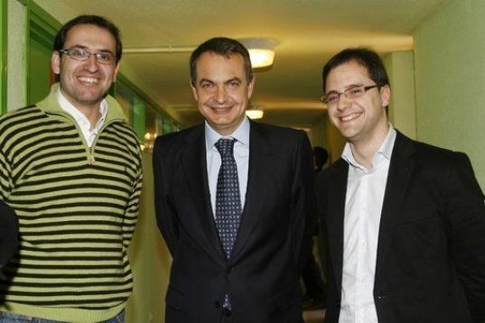 Con José Luis Rodríguez Zapatero y Sergio Gutiérrez, ex líder de Juventudes Socialistas.