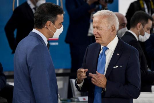 Pedro Sánchez y Joe Biden, en la Cumbre del G20.
