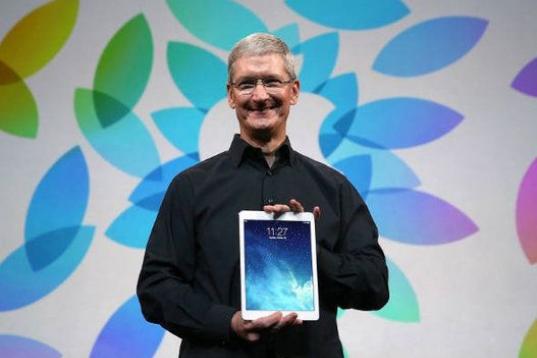 Nos últimos dois anos, a Apple apresentou novos modelos do iPhone em setembro e uma nova geração do iPad em outubro. A menos que haja alguma surpresa, esse calendário deve ser mantido neste ano. Pelo que sabemos, os novos modelos do iPad ser...