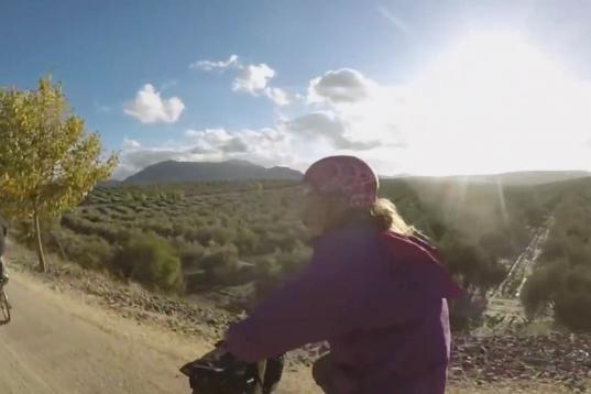 Mauricio, de Cicloviajes: "Seguramente se podrán elegir muchas rutas españolas para andar en bicicleta, pero yo tengo un sentimiento especial por aquellas que discurren por las distintas vías verdes que están des...