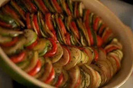 Patas rojas, calabacines y tomates. Mira cómo prepararlo en Cookpad.
