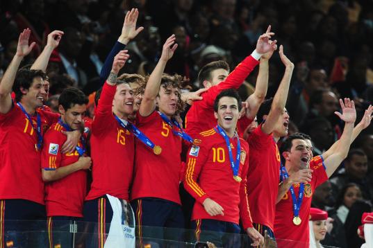 2010: España celebra su primer Mundial en Sudáfrica.