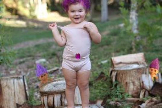 Dress Up Willow Month (Gina Lee Photography)