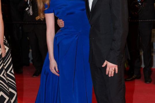 La actriz Jessica Chastain acudió con un vestido Atelier Versace a la presentación de La desaparición de Eleanor Rigby en  Cannes.