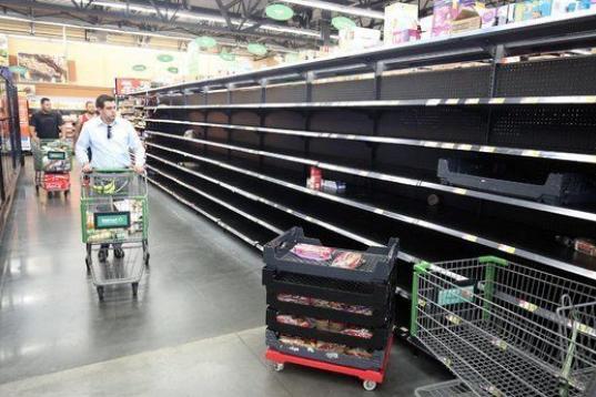 Supermercados vacíos en Florida.