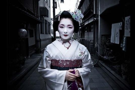 Una aprendiz de geisha en Kioto.