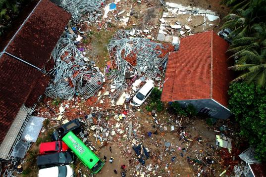Imagen aérea de los edificios destruidos en la ciudad de Carita.
