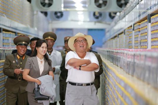 Kim Jong Un calculando cuántas tostadas con nocilla se puede comer de una sentada. 