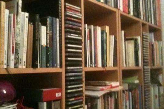 @Stultifer
@ElHuffPost @ElHuffPost Se hacen esfuerzos para mantener #mibiblioteca ordenada. pic.twitter.com/nasPRjFKmk