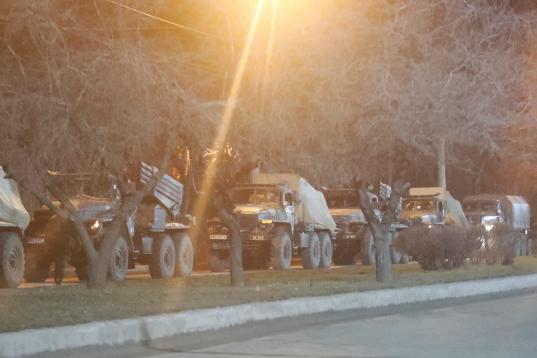 Vehículos militares en Donetsk