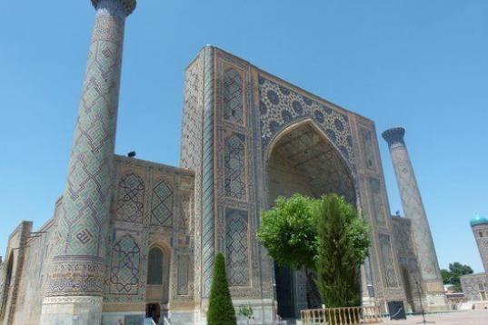 Samarkanda es una de las antiguas ciudades de la Ruta de la Seda y las madrasas y mosaicos de la monumental Plaza de Registán son algunos de los más increíbles ejemplos de la arquitectura islámica de todo el mundo. Ver más fotos aquí.