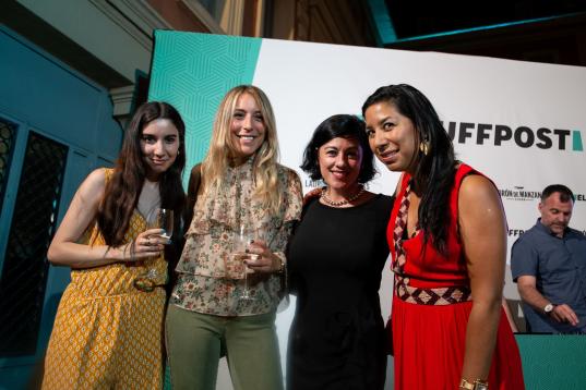 Cristina Pérez (segunda a la derecha), directora de Producto de Branded Content de Prisa, junto a su equipo: Marina Barroso, Paula Mena, y Cecilia Malpica.