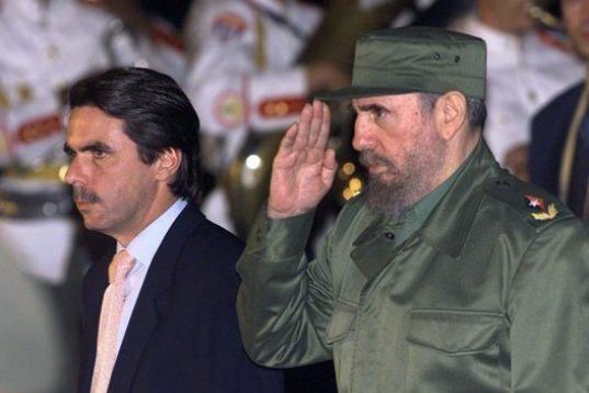 Fidel Castro y José María Aznar en La Habana (Cuba), el 14 de noviembre de 1999, durante la Cumbre Iberoamericana. 