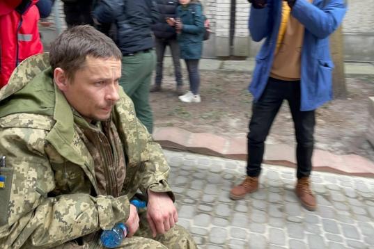 Ataque ruso a un centro militar ucraniano a 25 kilómetros de Polonia, el 13 de marzo de 2022 cerca de Lviv (Leópolis).