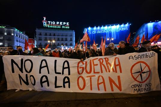 Manifestación en contra de la Guerra en la Puerta del Sol.