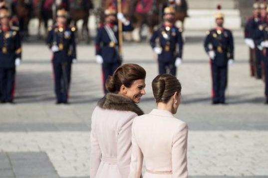 Letizia con Juliana Awada en el Palacio Real
