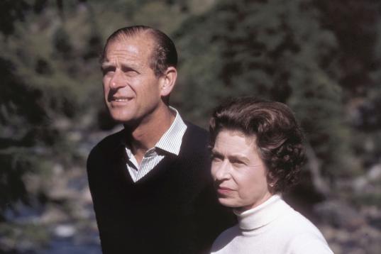 Dando un paseo por el campo con Isabel II en 1970.