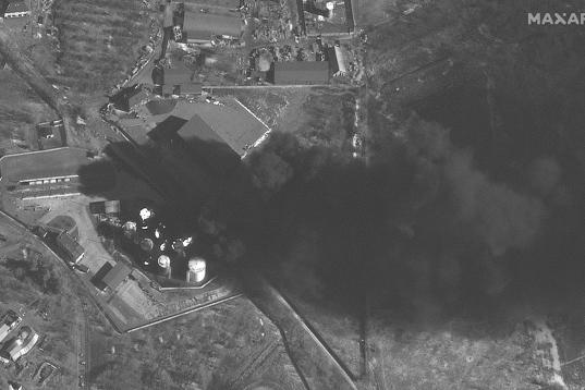 La situación en Hostomel, captada por el satélite Maxar Technologies.