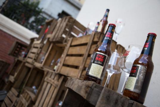 Los invitados a la fiesta pudieron degustar la cerveza premium de Estrella de Galicia.