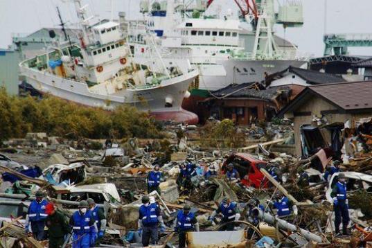 Otras 144.300 fueron dañadas por el tsunami y el terremoto.