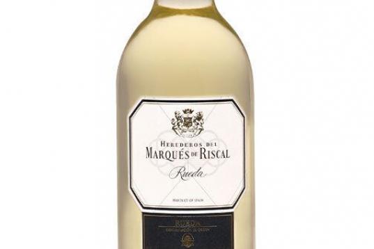 Desde la D.O. Rueda llega este vino perfectamente equiibrado, “muy aromático y que en boca resulta refrescante y untuoso”. Se puede comprar en Bodeboca por 8,60 euros.
