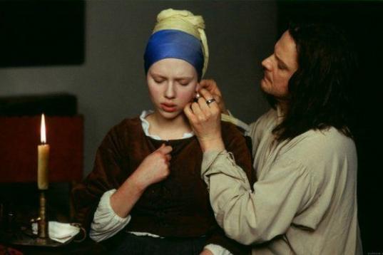Película: La joven de la perla (2003)

Dónde verlo: Museo Mauritshuis en La Haya

Aquí tienes el original
