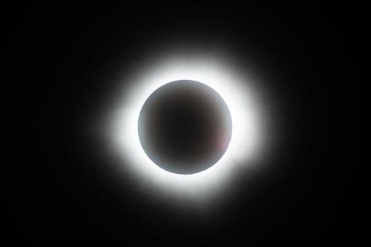 Momento del eclipse solar total en Mazatlán (México)