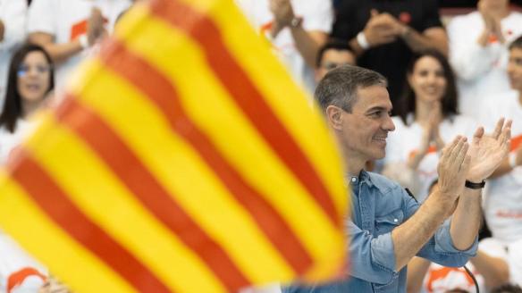El presidente del Gobierno, Pedro Sánchez, en un mitin de la campaña electoral en Cataluña.