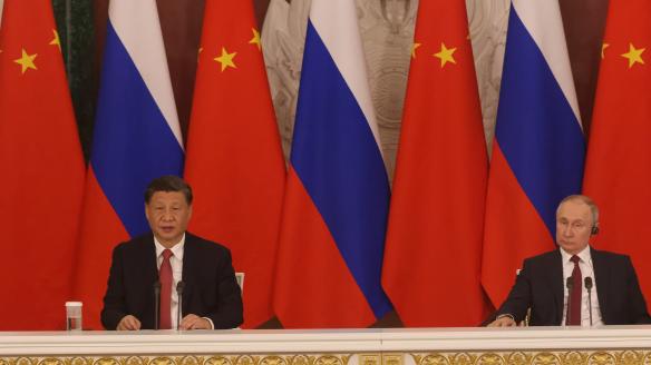 Vladimir Putin y Xi Jinping en Moscú