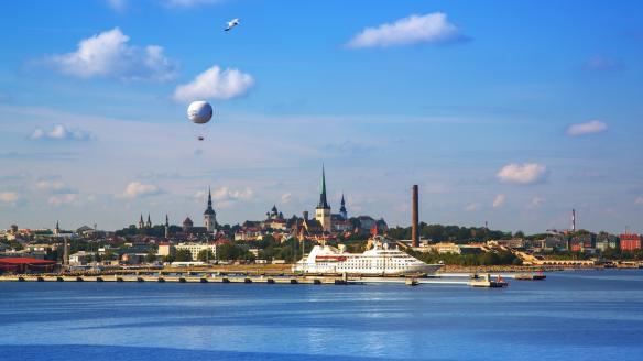 Panorámica del puerto de Vene-Balti, en Tallin