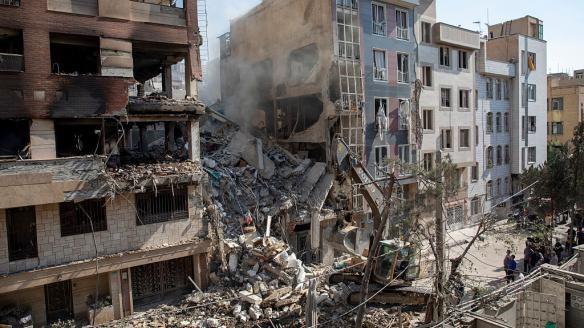 Un edificio iraní en Teherán, bombardeado por el Ejército israelí en el marco de la operación 'Rising Lion'.