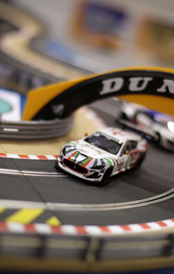 Llamada De Socorro Del Dueño Del Scalextric Más Grande Del Mundo