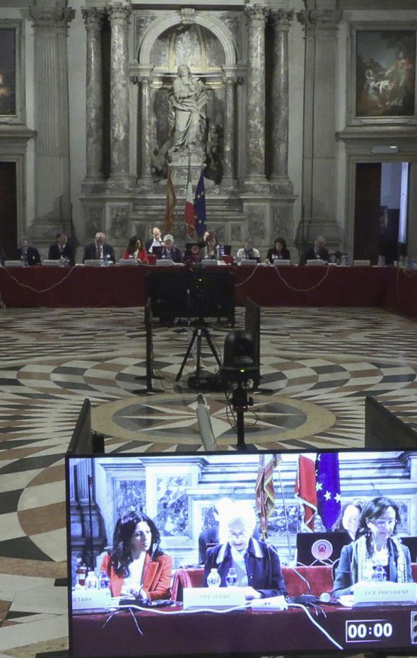 La Comisión De Venecia Avala La Amnistía Aunque Critica Su Urgencia Y