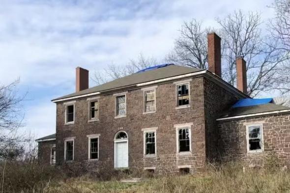 Regalan una histórica mansión pero con una única y curiosa condición