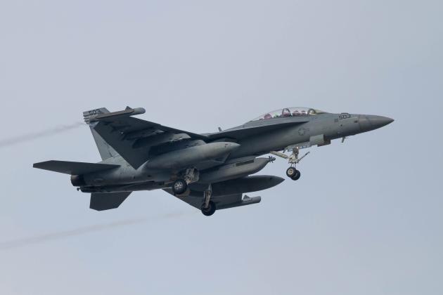 Un piloto del Ejército del Aire revela lo que tarda un caza en cruzar