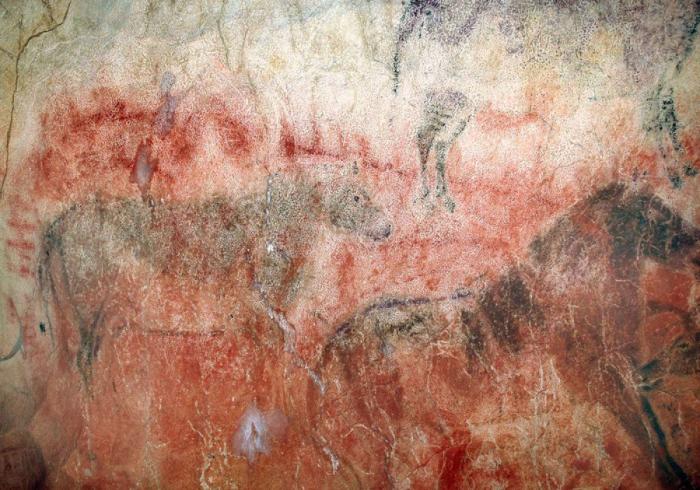 Localizan en Borneo la pintura figurativa más antigua de la humanidad